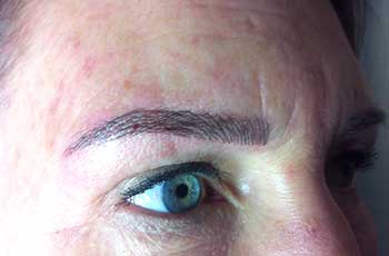 Nya ögonbryn med TAFFY ögonbrynstatuering